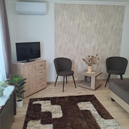 Katarina apartman Hajduszoboszlo Bagian luar foto