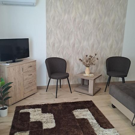 Katarina apartman Hajduszoboszlo Bagian luar foto