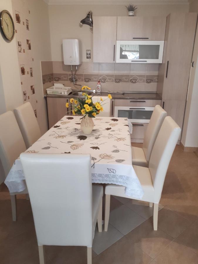 Katarina apartman Hajduszoboszlo Bagian luar foto