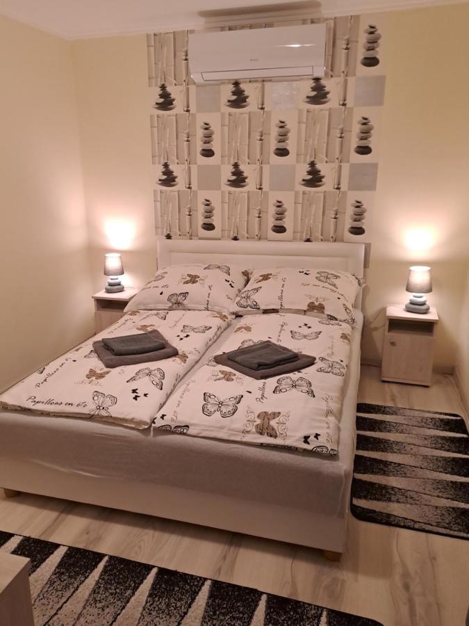 Katarina apartman Hajduszoboszlo Bagian luar foto