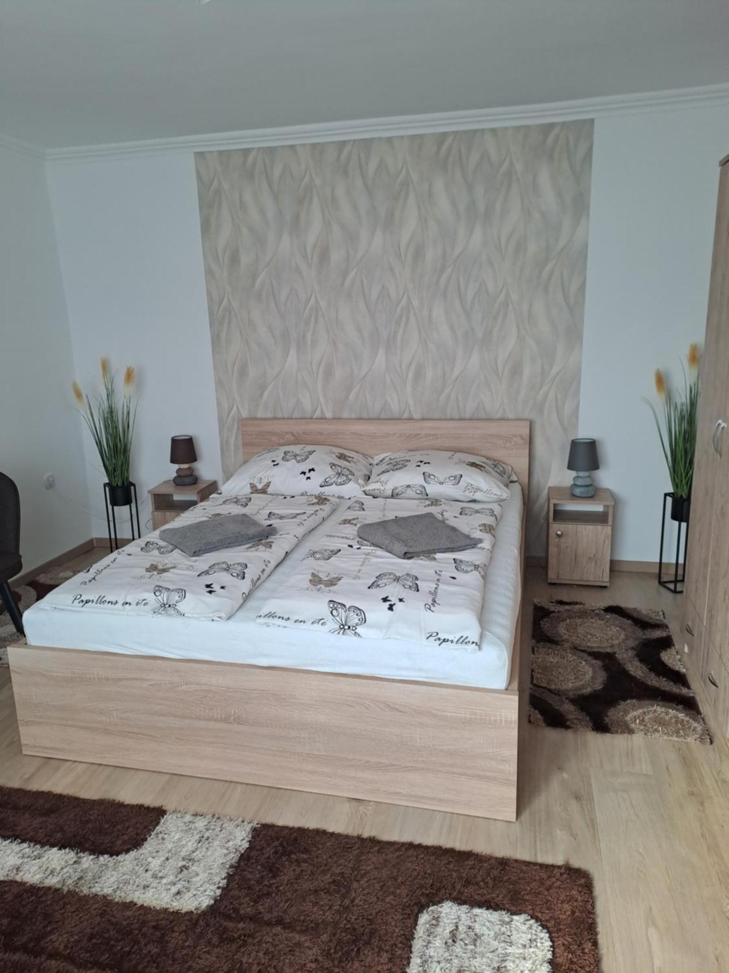 Katarina apartman Hajduszoboszlo Bagian luar foto